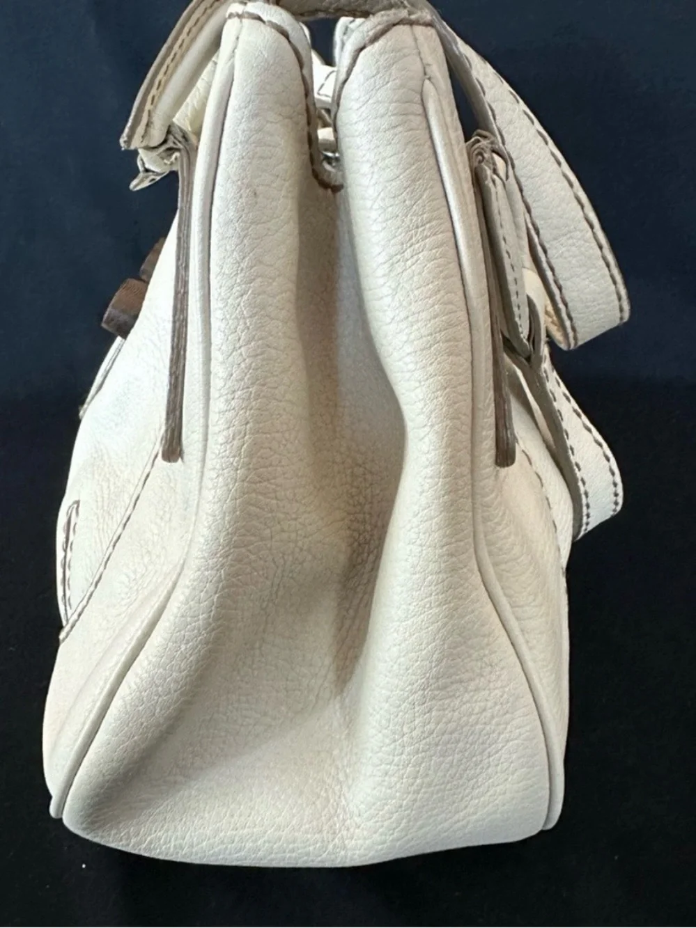 Tod's Cream Leather Shoulder Bag with Wood-Tone Accents